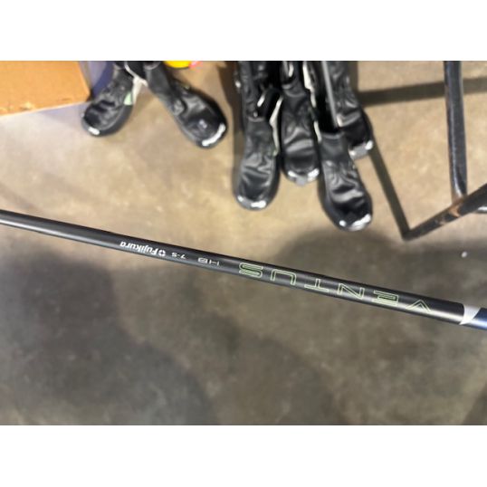 Qi35 Rescue Right 5 Hybrid-25 Degree Fujikura Ventus Blue 7 Stiff Golf Pride Z-Grip Black/Silver (Used - 5 Star)