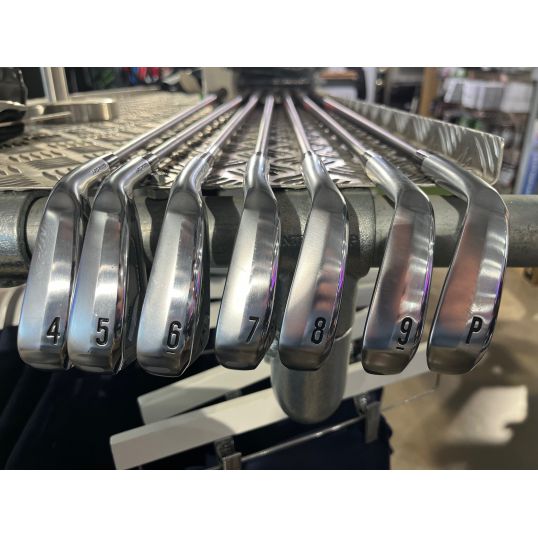 ZXi 5 Irons Graphite Shafts CUSTOM (Custom _281692_236461_293412) (Used - 4 Star)