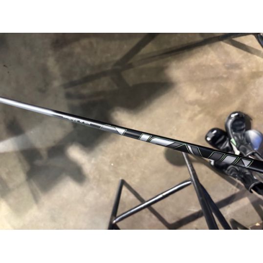 Qi35 Max Rescue Right 4 Hybrid-23 Degree Fujikura Air Speeder 5 Regular Golf Pride Z-Grip Black/Silver (Used - 5 Star)