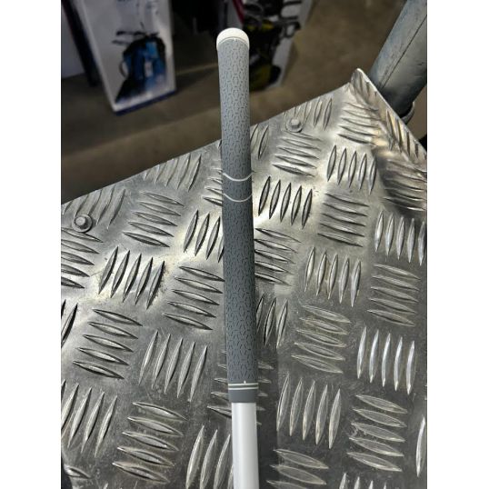 Qi35 Max Lite Womens Rescue Right 4 Hybrid-23 Degree Fujikura Air Speeder 40 Ladies Lamkin ST Soft (Used - 5 Star)