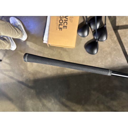 DS Adapt Max-K Womens Driver Right 12 UST Helium Nanocore 4F1 Ladies Lamkin Crossline Black Undersize (Used - 4 Star)