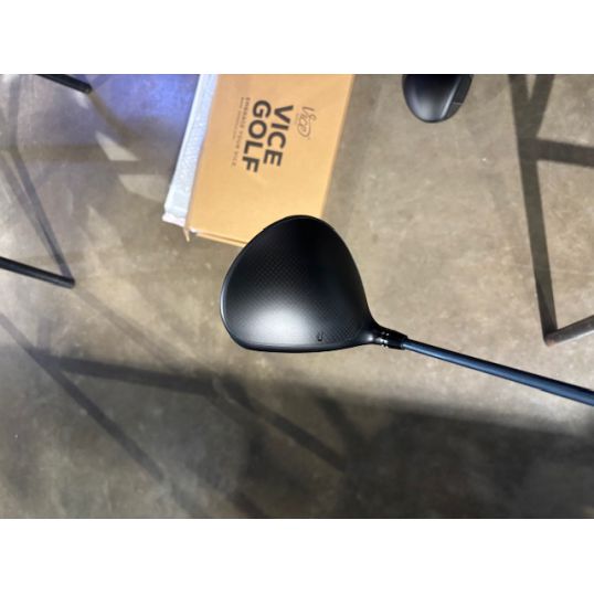 DS Adapt LS Driver Right 10.5 True Temper Denali Blue 60 Extra Stiff Lamkin Crossline 360 Black (Used - 4 Star)