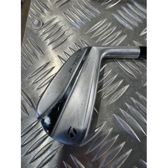 P790 UDI Graphite Shaft Right 2 Hybrid-17 Degree Stiff Graphite Design AD-95 (Used - 3 Star)