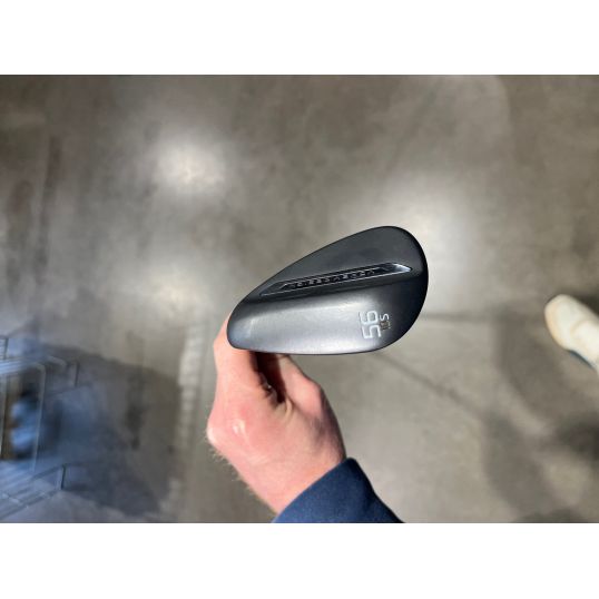 Vokey SM11 Jet Black Wedge Right 56 10S Wedge Dymanic Gold S200 Universal 360 (Used - 4 Star)