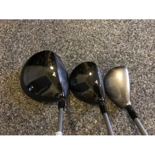 915 Driver Fairway and Hybrid Left Regular Diamana Red 50 10.5 15 Degree 21 Degree (Used - Excellent)