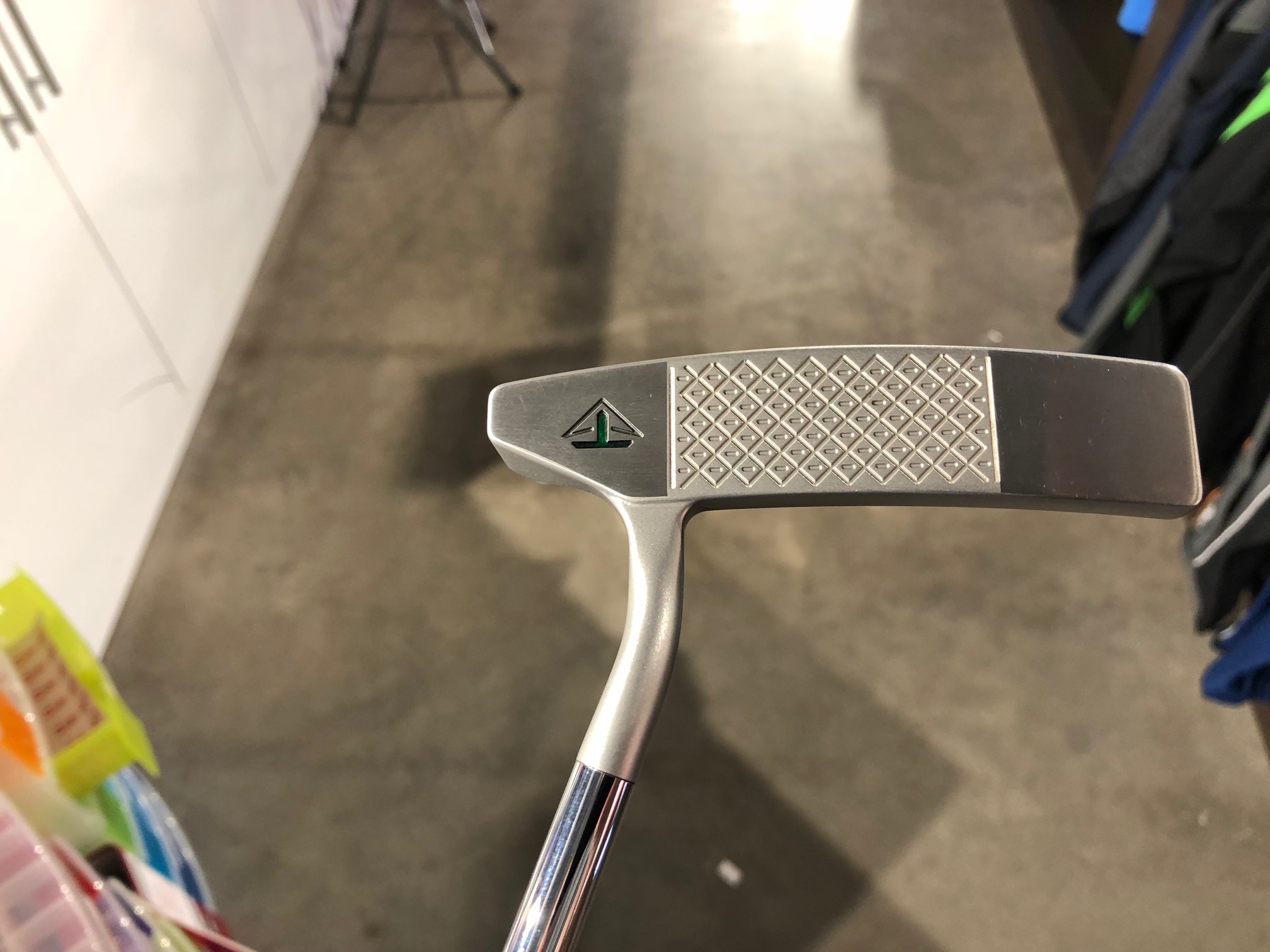 Product Image for Long Island Toulon Design Putter Mens Right 34 Standard release SuperStroke Pistol (Used - Excellent)
